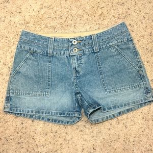 Hydraulic jean shorts sz 1/2 light wash mid rise